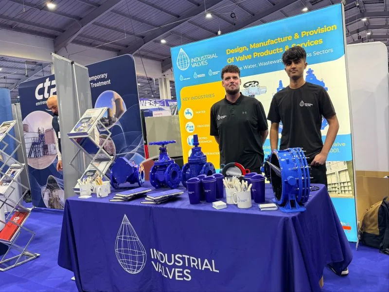 Aran and Jonathon at the IVL stand during the WES expo.